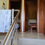 Apartment Vikendica Raj U Lohovu