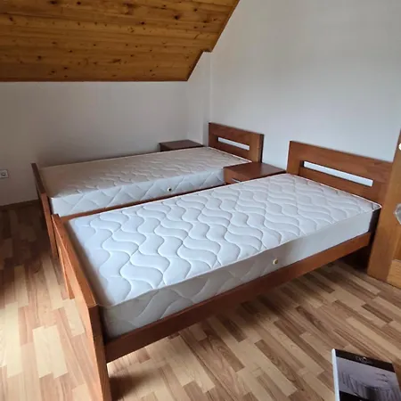 Vikendica Raj U Lohovu Apartment