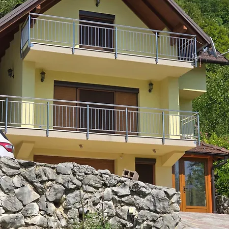 Vikendica Raj U Lohovu