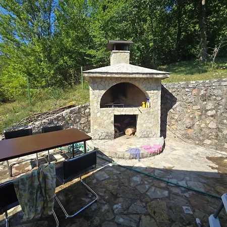 Vikendica Raj U Lohovu Apartment *