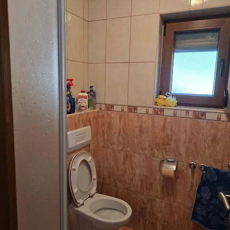 Vikendica Raj U Lohovu