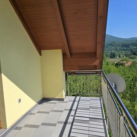 Vikendica Raj U Lohovu * Bihać