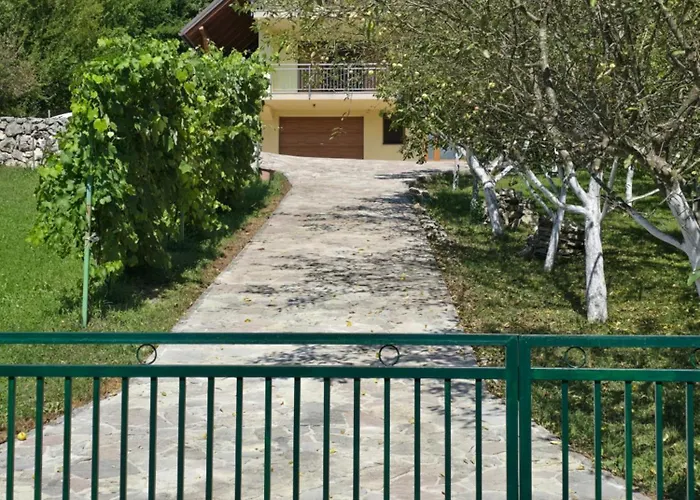 Vikendica Raj U Lohovu Bihac