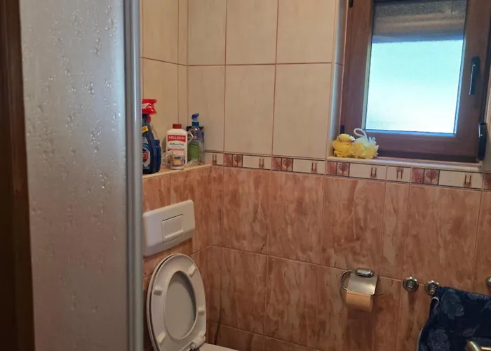 Vikendica Raj U Lohovu