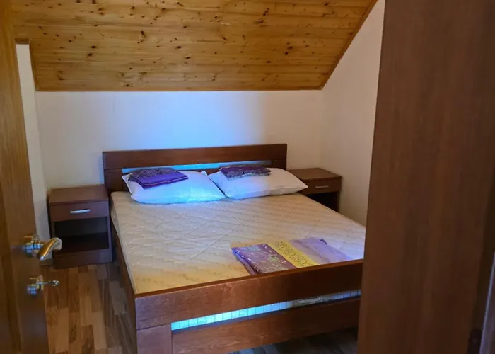 Vikendica Raj U Lohovu Apartment Bihac